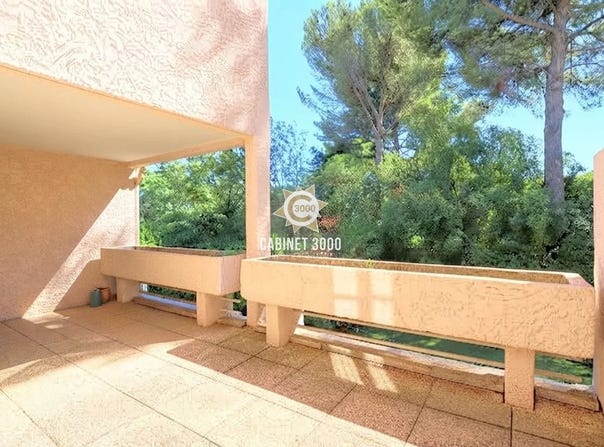Toulon, Var 83000