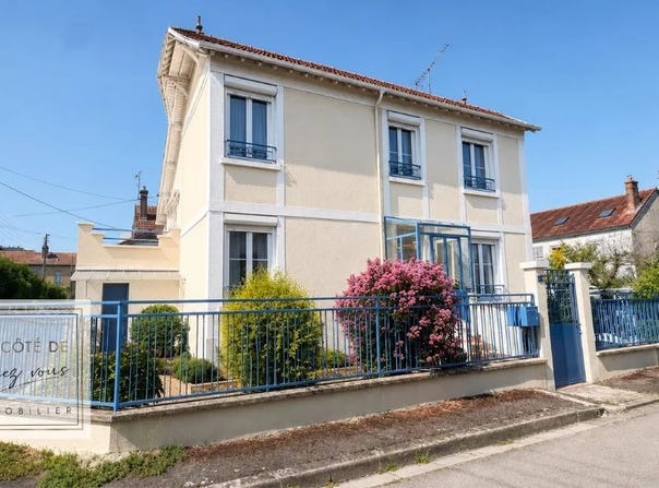 Troyes, Aube 10000