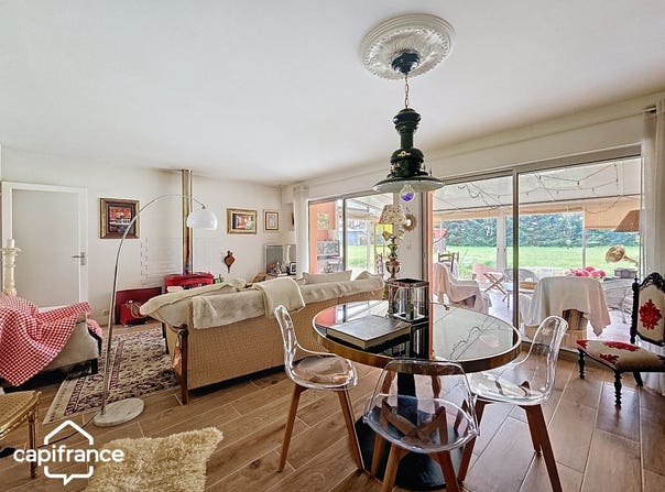 Thouars, Poitou-Charentes 79100