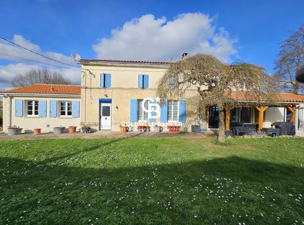 Mazerolles, Poitou-Charentes 17800