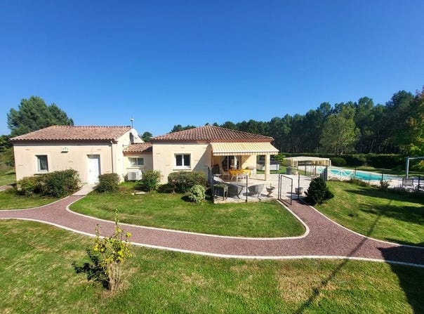 Casteljaloux, Aquitaine 47700