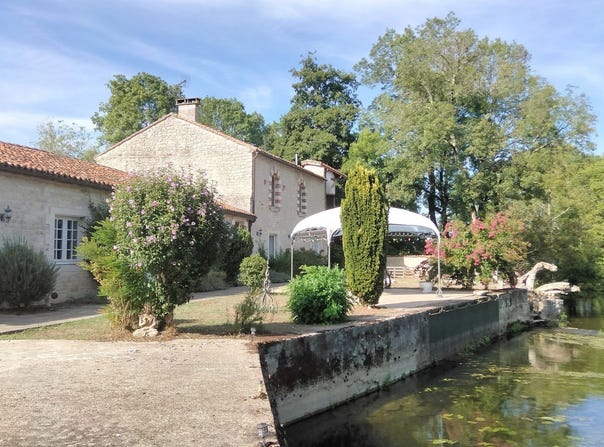 Luxé, Poitou-Charentes 16230