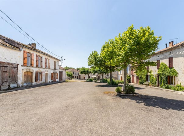 Bourg-de-Visa, Midi-Pyrénées 82190