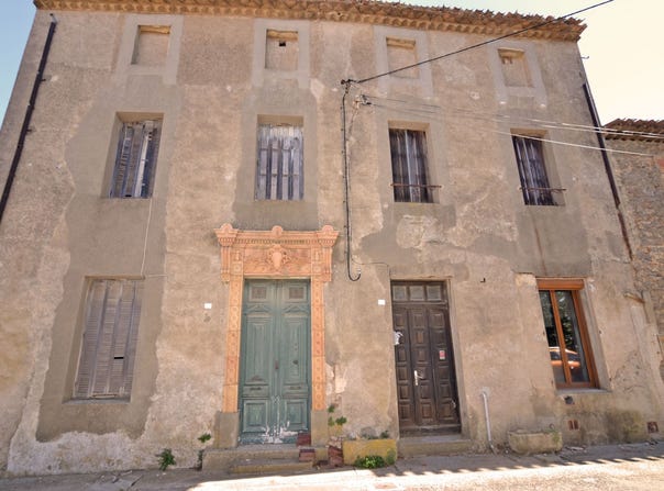 Azille, Languedoc-Roussillon 11700