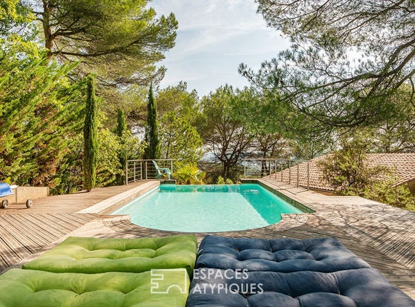 Pierrevert, Provence-Alpes-Côte-d'Azur 04860