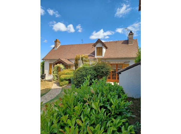 Cronat, Burgundy 71140