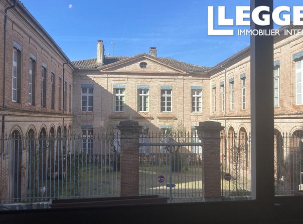 Montauban, Occitanie 82000