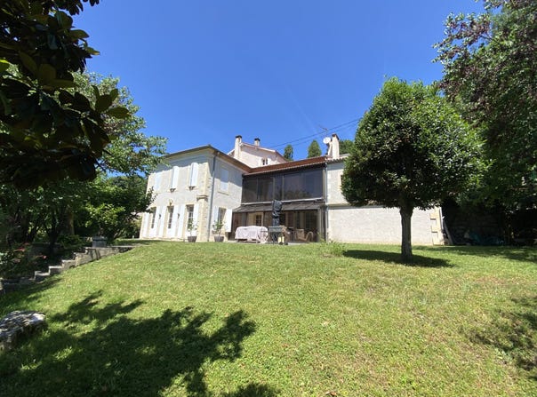 Agen, Aquitaine 47000