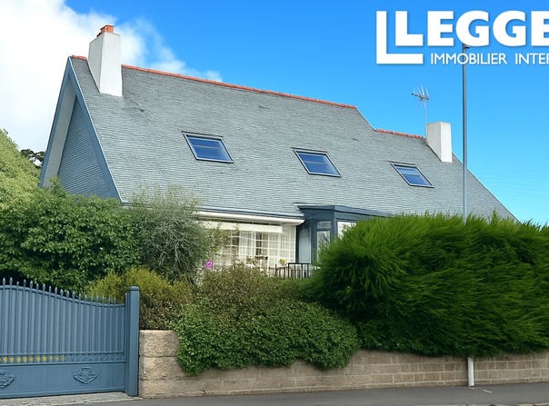 Perros-Guirec, Brittany 22700
