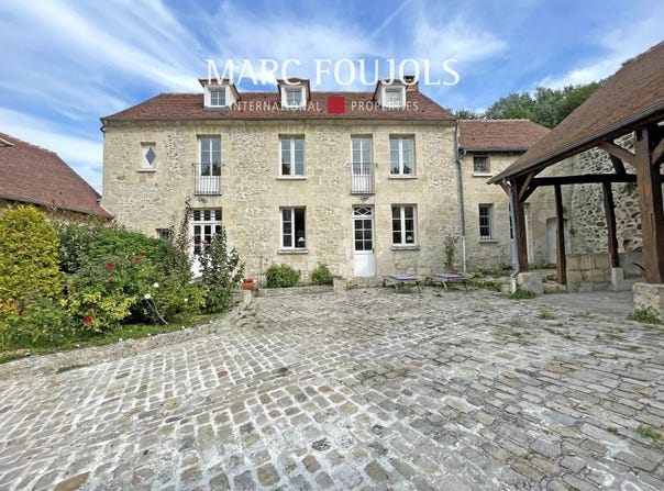 Senlis, Picardie 60300