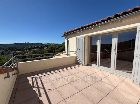 Nyons, Auvergne-Rhône-Alpes 26110