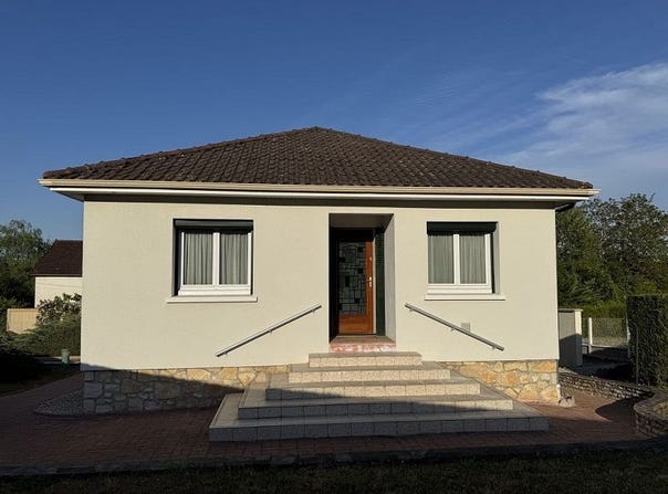 Paron, Burgundy 89100