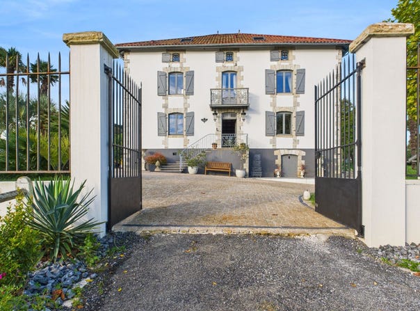 Guiche, Aquitaine 64520