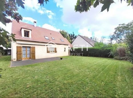 Ecouen, Île-de-France 95440