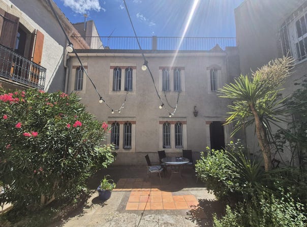 Azille, Languedoc-Roussillon 11700