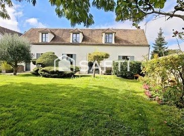 Sens, Bourgogne 89100