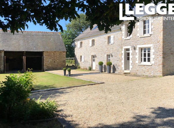 Plouguenast-Langast, Brittany 22150