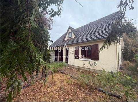 Saint-Benoit-Du-Sault, Centre 36170