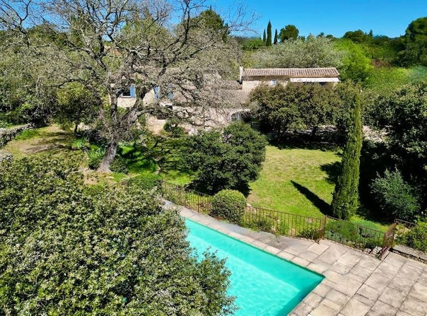 Castillon-du-Gard, Languedoc-Roussillon 30210