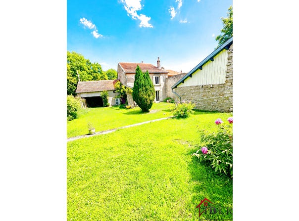 Bourbonne-les-Bains, Grand Est 52400