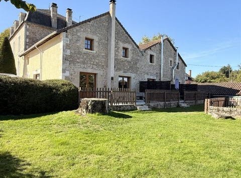PIEGUT PLUVIERS, Aquitaine 24360