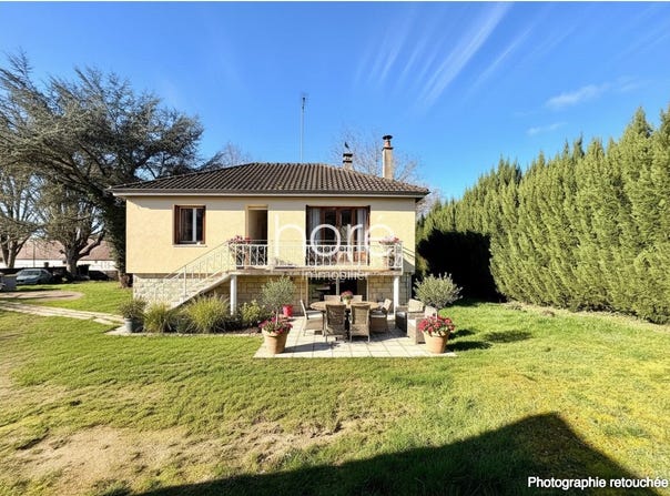 Saligny, Burgundy 89100