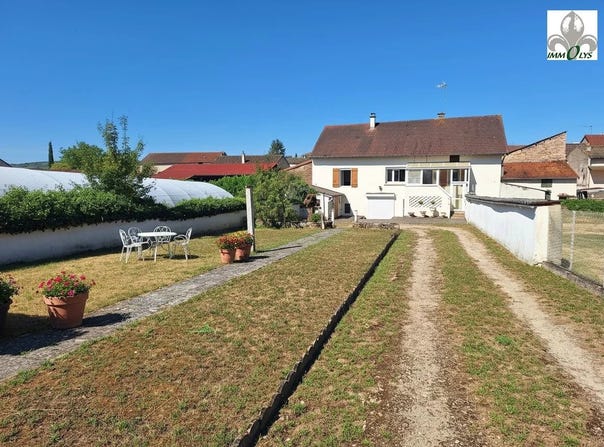 Lacrost, Saône-et-Loire 71700