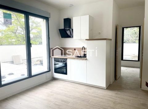Reims, Champagne-Ardenne 51100