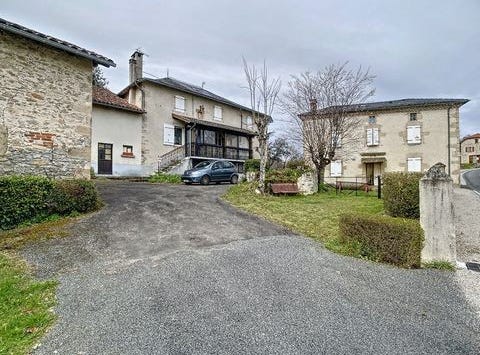 LATRONQUIERE, Midi-Pyrénées 46210