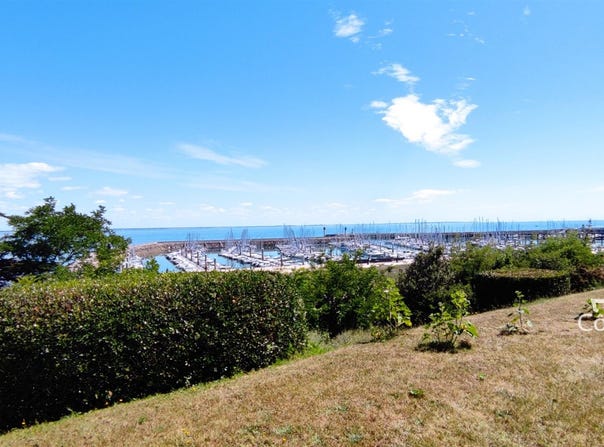 Quiberon, Brittany 56170