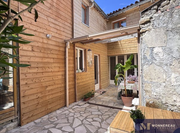 Barbezieux-Saint-Hilaire, Poitou-Charentes 16300
