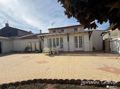 Mazeray, Poitou-Charentes 17400