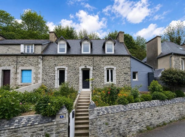 Trédarzec, Brittany 22220