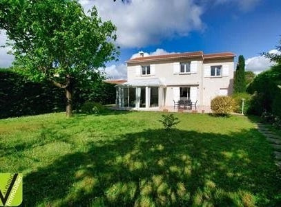 Saint-Bonnet-de-Mure, Rhône 69720