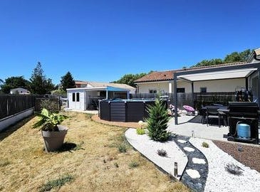 Marssac-Sur-Tarn, Midi-Pyrénées 81150