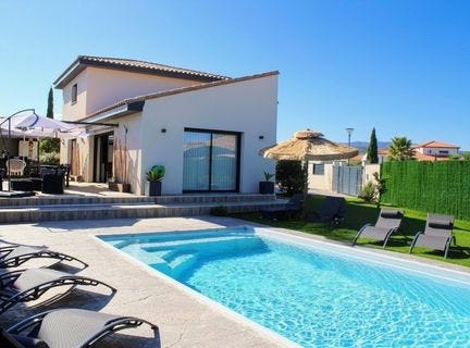 MILLAS, Languedoc-Roussillon 66170