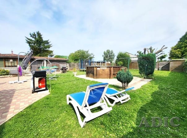 Le Plessis-Belleville, Oise 60330