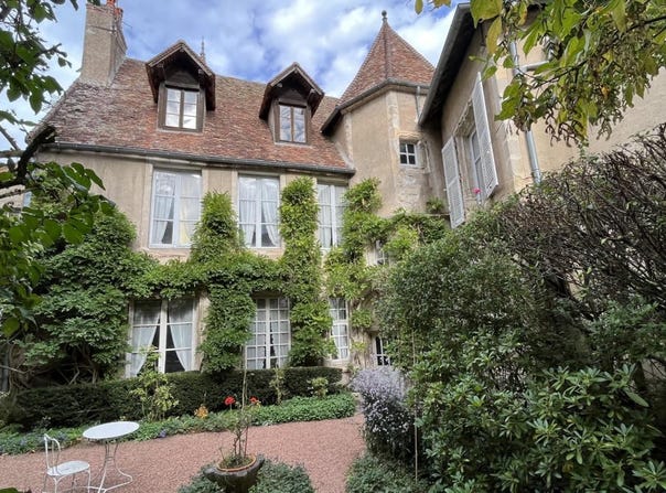 Autun, Burgundy 71400