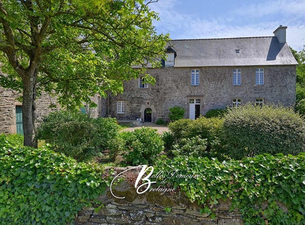 Tréguier, Brittany 22220