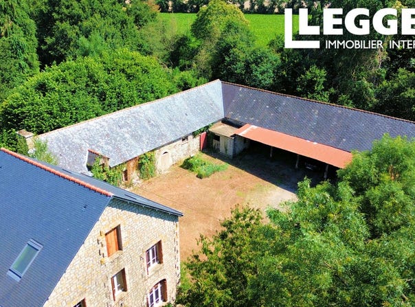 Kergrist, Brittany 56300
