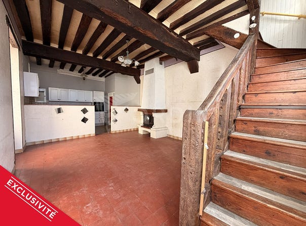 Joigny, Burgundy 89300