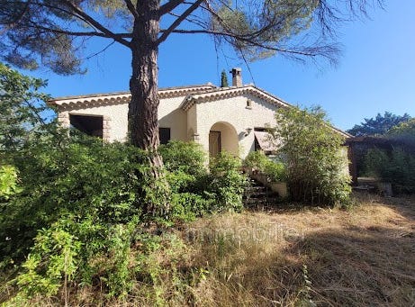 Mirabel-aux-Baronnies, Auvergne-Rhône-Alpes 26110