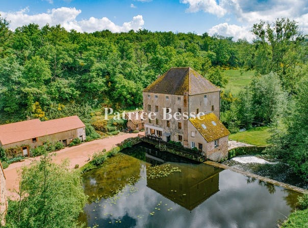 Dijon, Burgundy 21000