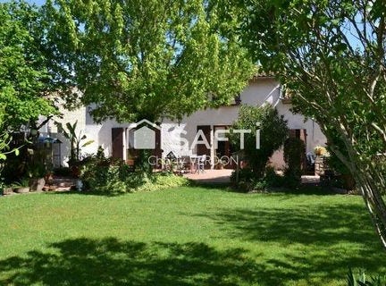 Secondigne-Sur-Belle, Poitou-Charentes 79170