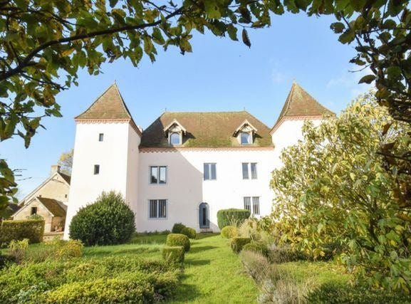 Chalon-sur-Saône, Burgundy 71100