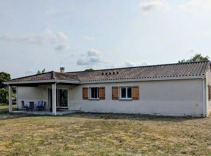 Villegouge, Aquitaine 33141
