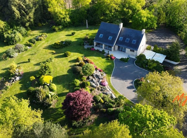 Plouzévédé, Finistère 29440