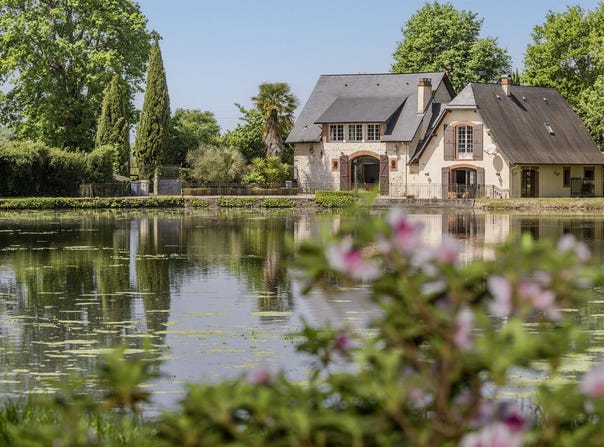 Pau, Aquitaine 64000