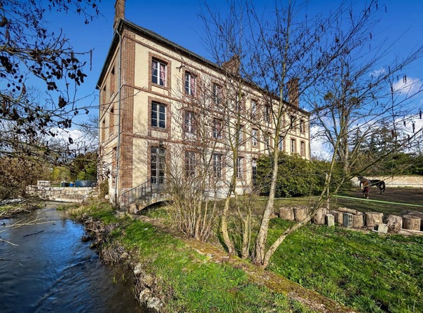 Verneuil-sur-Avre, Upper Normandy 27130