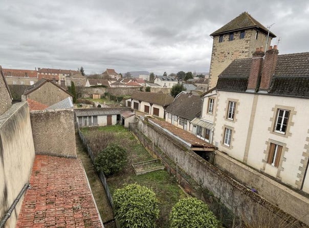 Autun, Burgundy 71400